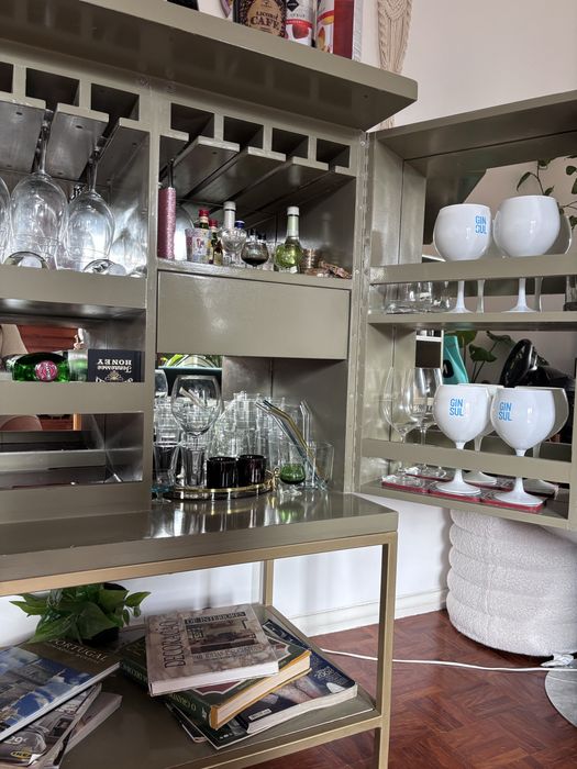 Bar em estilo moderno