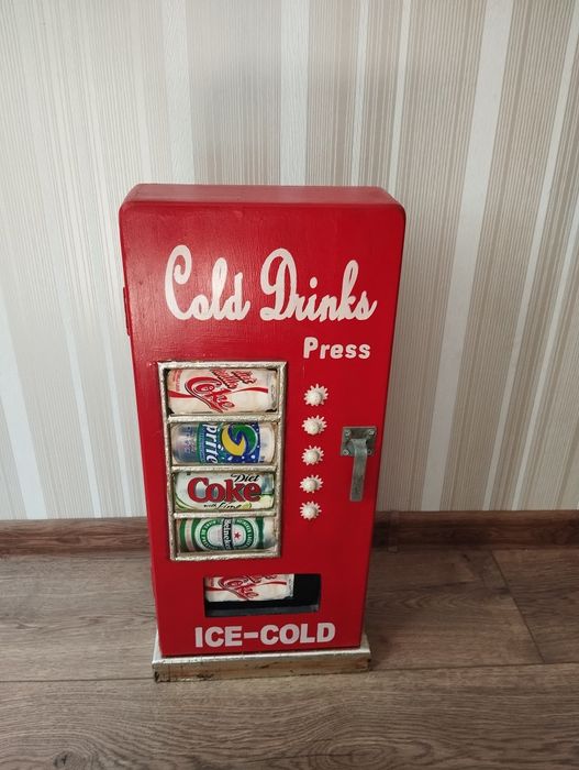 Декоративна шафа для ключів у ретро-стилі