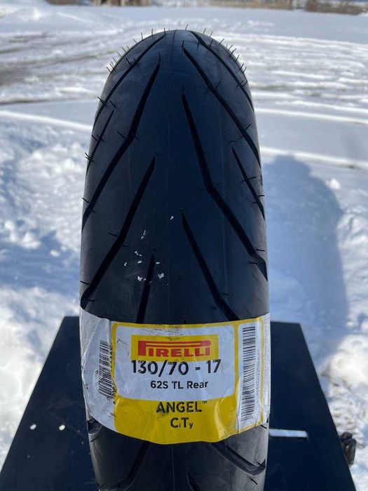 Мотошина Pirelli Angel City нова | R17 80-140мм
