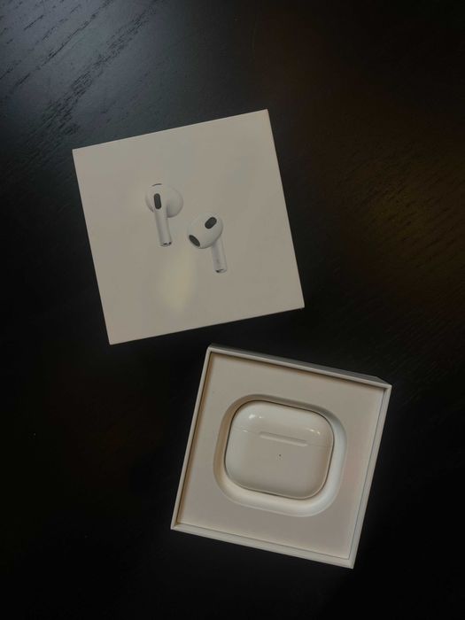 Навушники Apple AirPods 3 з зарядкою MagSafe