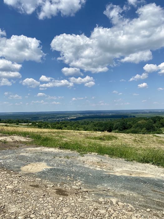 Ділянка з краєвидом.Жураки