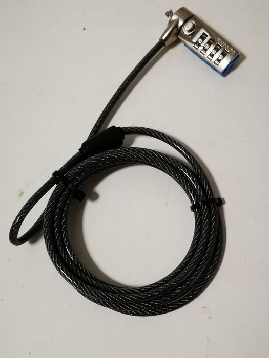 Lock with Key or Code for Laptop or Desktop425031983757404161
