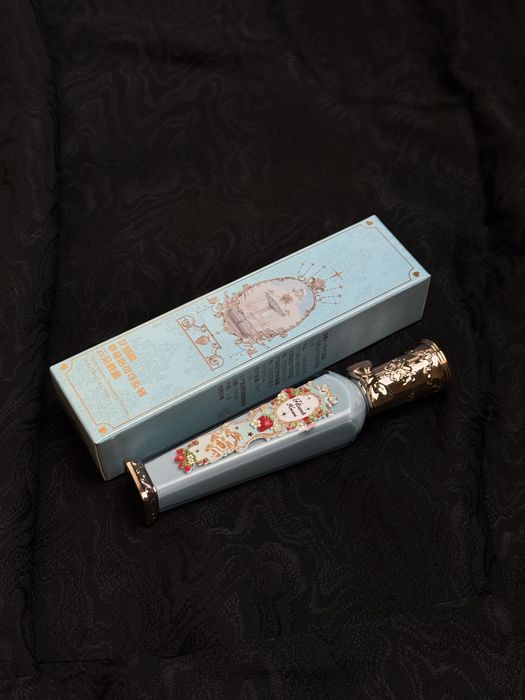 matowa pomadka do ust Flower Knows Strawberry Rococo