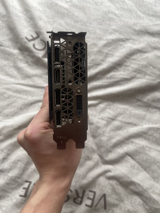 Відеокарта gtx 1080 8g