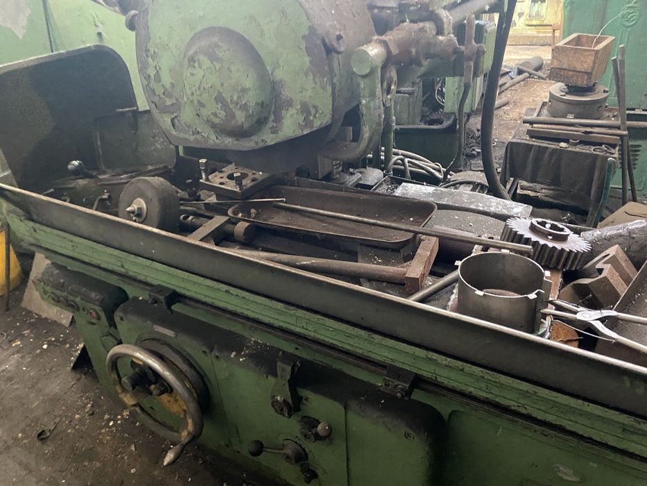 Плоскошлифовальный станок 372б