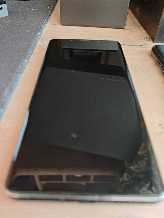 Smartfon Huawei Mate 50 Pro 8/256- ma większość usług Google.