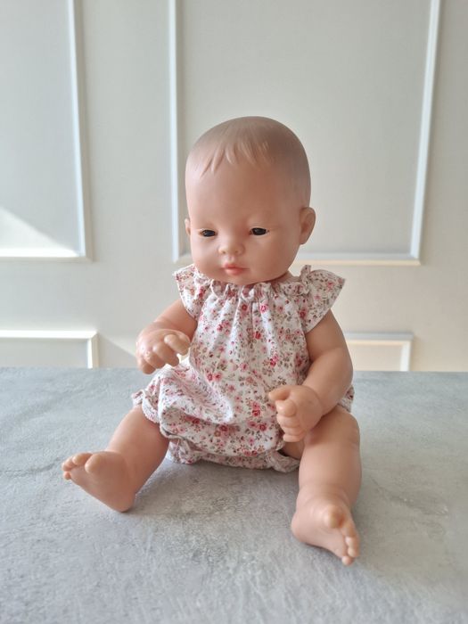 Sukienka i Lalka dziewczynka Miniland Baby - Azjatka 21cm