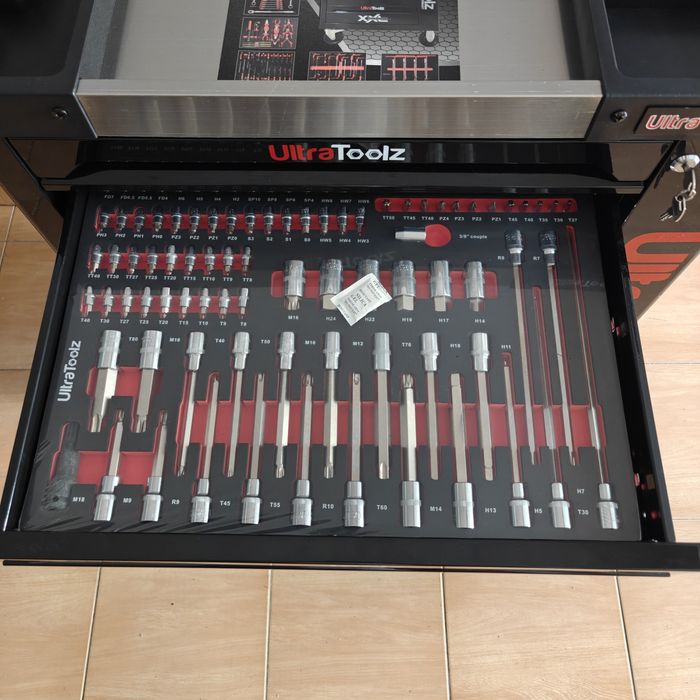 Carinho de ferramentas ultra toolz com 7 gavetas cheias