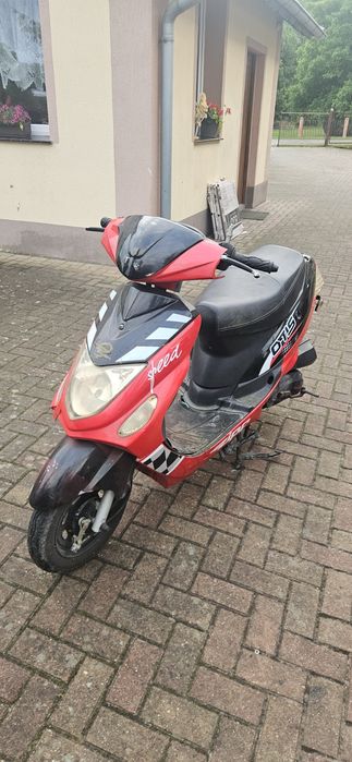 Skuter zipp 50 4t