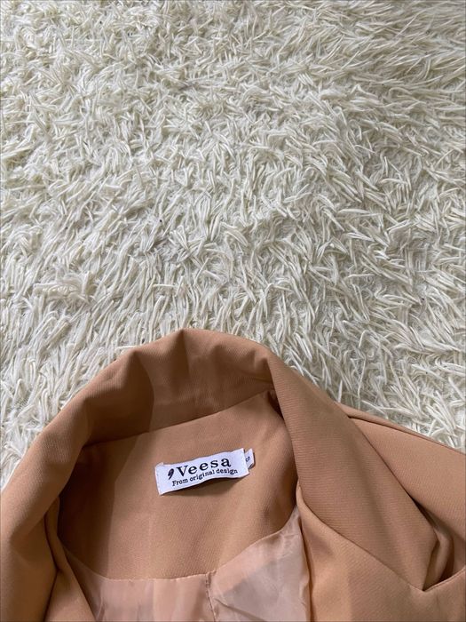 Сукняпіджакбежева