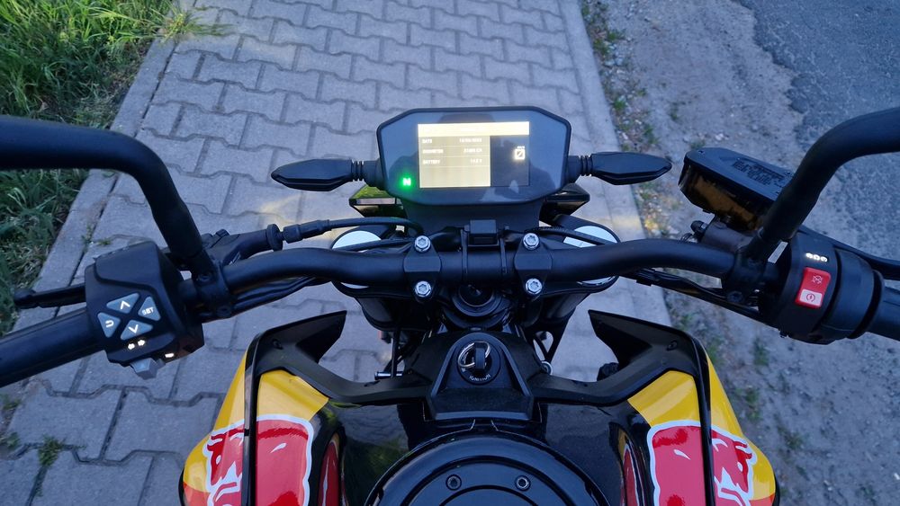 KTM 790 DUKE L rok 2023 moc 95 KM