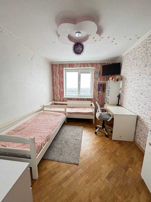 Двокімнатна квартира з ремонтом + кладова 7м2. Держ. програми_M