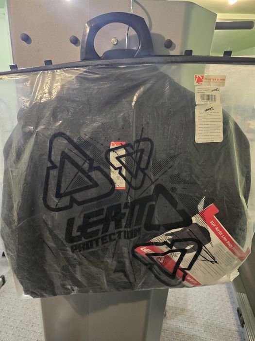 Моточерепаха, захист тіла. Квадро-мотозахист Leatt Body