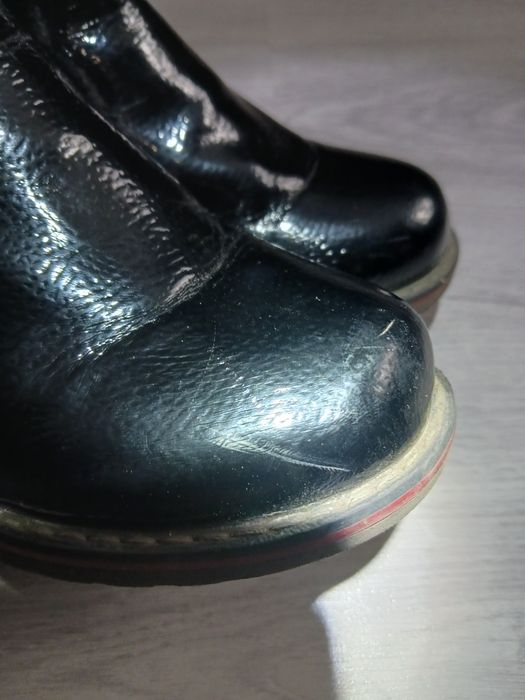 Botki lakierkowe rozm. 28