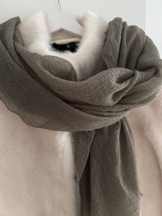 Szalik Massimo Dutti