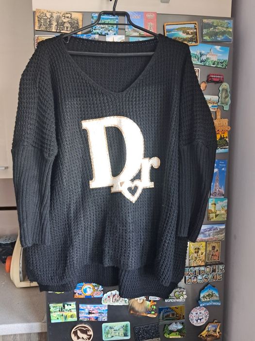 Damski swetr serek z hawtowanym nadrukiem