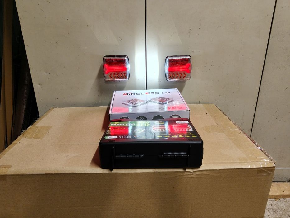 Lampy LED do przyczepy na magnes bezprzewodowe