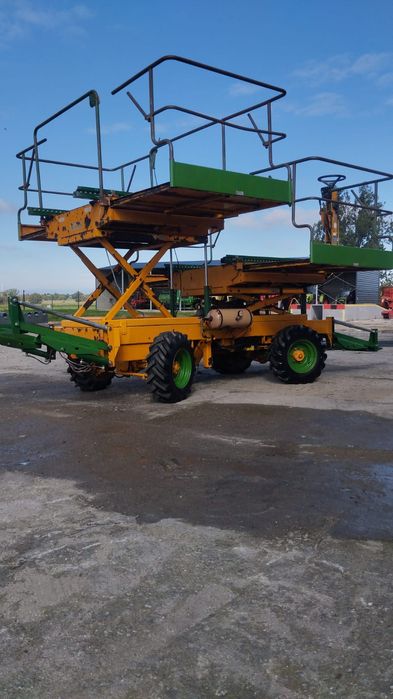 Platforma sadownicza  Billo Pony 4x4 sprowadzona