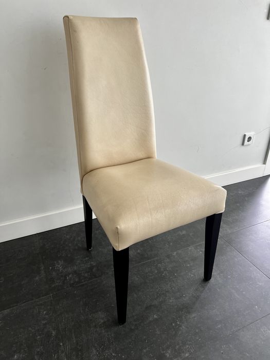 Mobília de sala em madeira maciça + OFERTA de sofá em pele