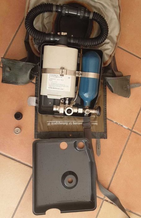Rebreather e Fato Mergulho Vintage Alemão - 300€