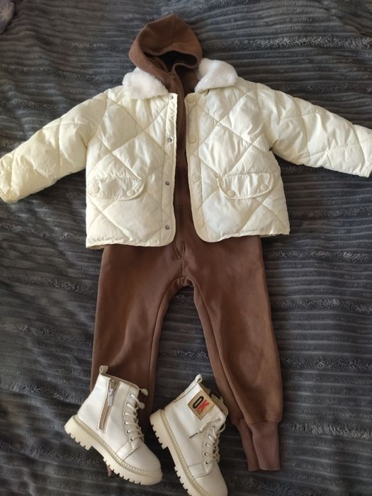 Одяг  для дівчинки 3-4  років (куртка,джинси,взуття ,комбез,шапка)