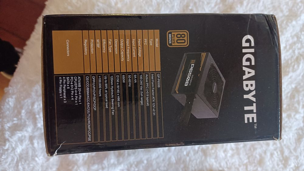 Fonte alimentação Gigabyte 650w