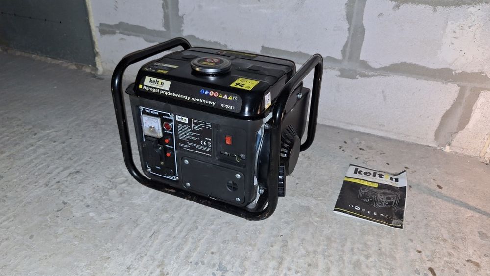 Генератор майже новий