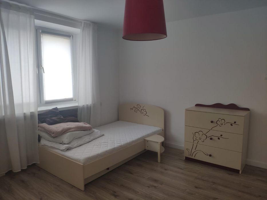 Pokój 19 m2  1200 zł bez dodatkowych opłat