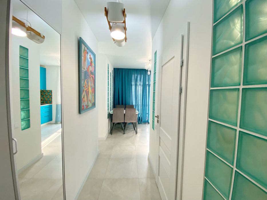 Аренда квартиры + парковка,сдам посуточно.Парк Фонтанов. Фонтанка