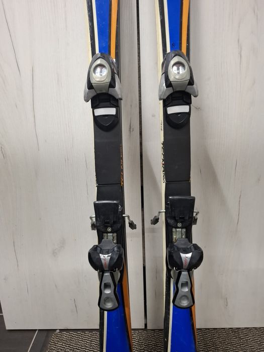 Juniorskie narty zjazdowe dlugosc 140cm