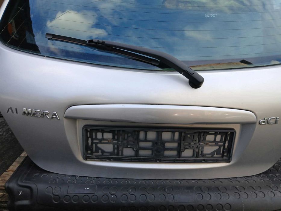 Nissan Almera N16 HB klapa bagażnika