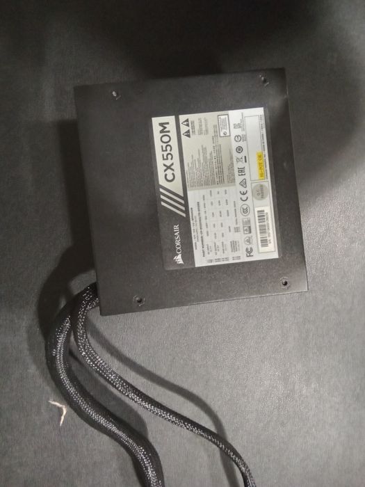 Fonte Corsair CX550M 550W Semi-Modular – Excelente Estado