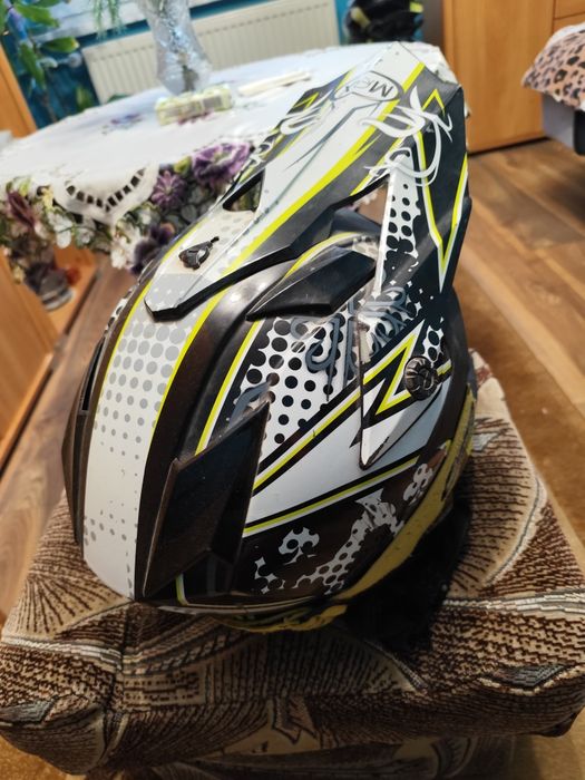 Sprzedam kask na crossa 59-60 L