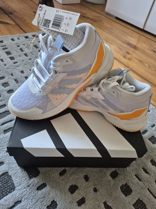 Adidas Crazyflight 6 Mid