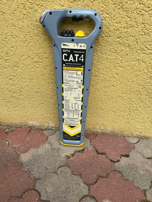 Radiodetektor wykrywacz kabli instalacji CAT 4  Radiodetection