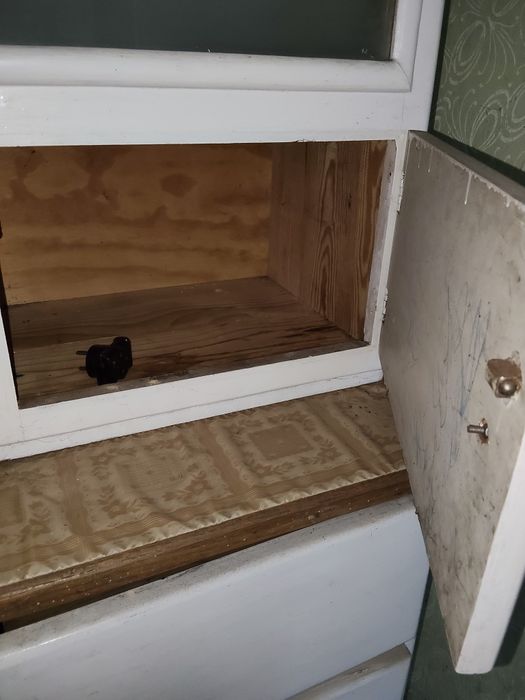 Kultowy kredens kuchenny PRL / Byfyj – retro, do renowacji