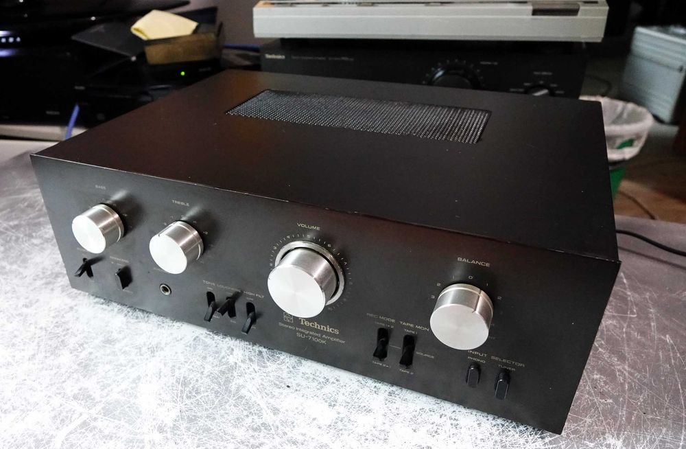 Wzmacniacz stereo TECHNICS SU 7100k-VINTAGE