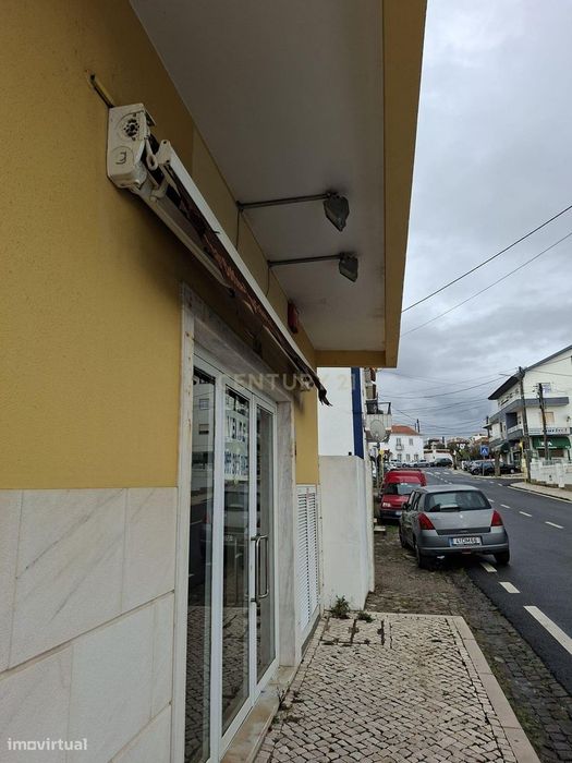 Loja para investimento na Zona da Ericeira