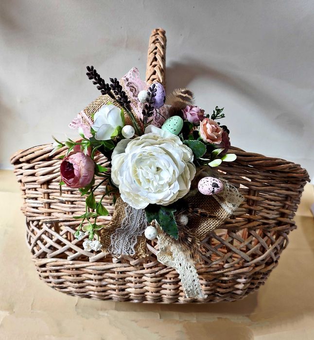 Кошик плетений святковий до свята