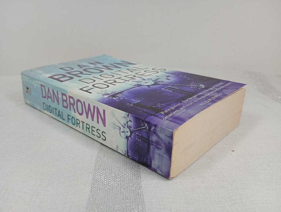 Digital Fortress. Dan Brown