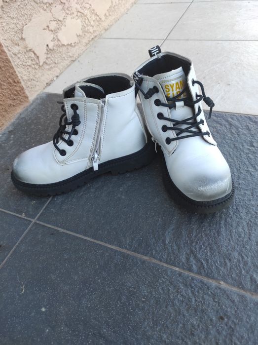 Осінні чобітки .