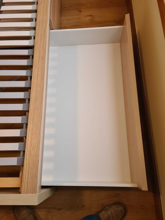 Cama MALM IKEA 160x200cm com Estrado, 4 Gavetas e 2 Mesa de cabeceiras