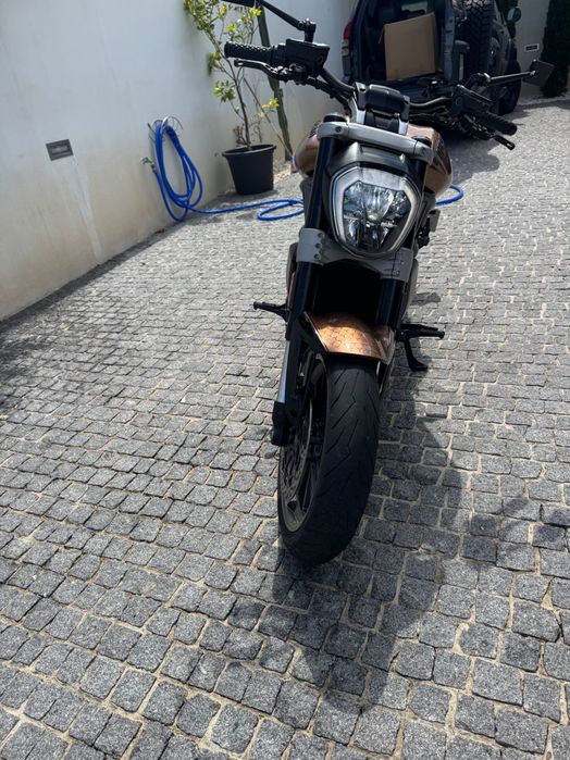 Ducati XDIAVEL S 1260