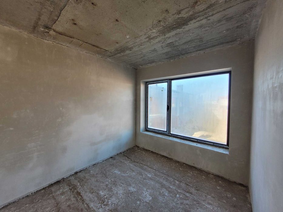 Красивий дуплекс на початку Вовчинців, 138м, готовий до ремонту, гараж