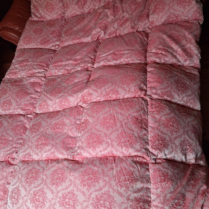 Kołdra puchowa ciepła