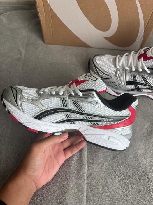 ASICS Gel-kayano 14 Red