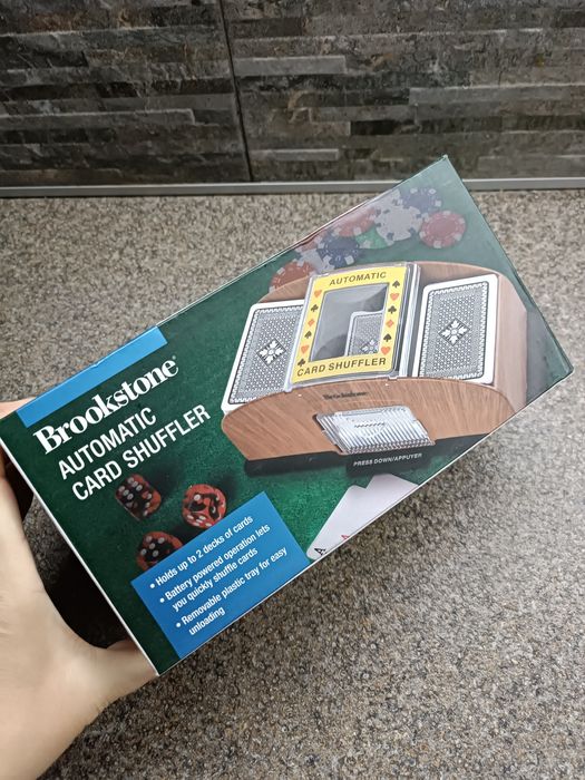 Электронный тасовщик  карт игральных