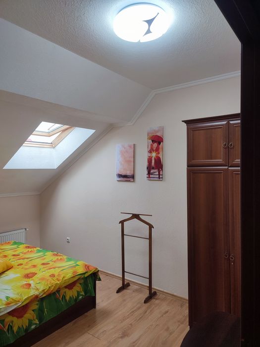 DOBA - Центр з 2 спальнями. 5 місць. Завжд тепла !