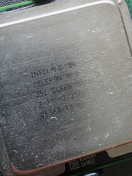 Procesor CPU Intel Celeron D 351