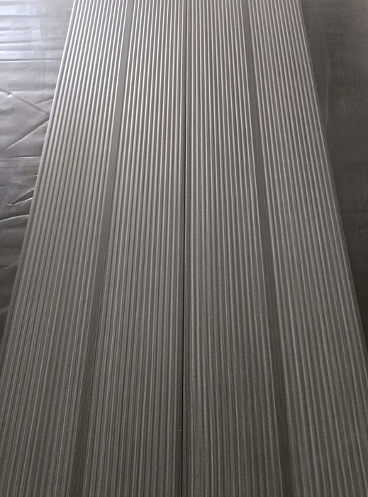 Cerâmica régua 20x89 deck cinza escuro